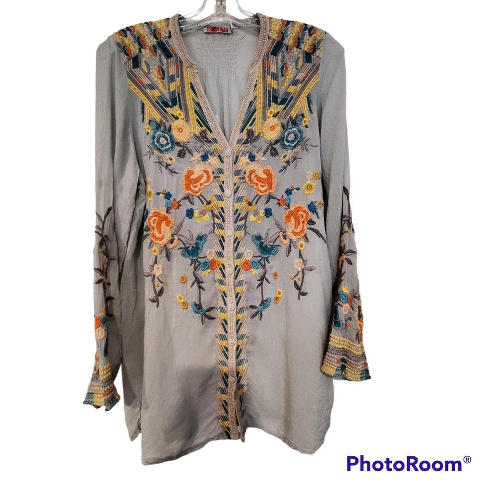 Johnny Was Jazzie Splitneck Blouse in Gray, Sz S